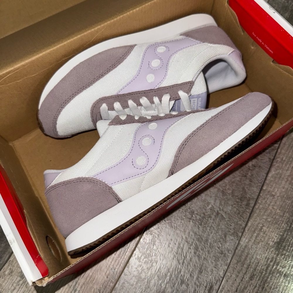 Saucony Purple and White Sneakers